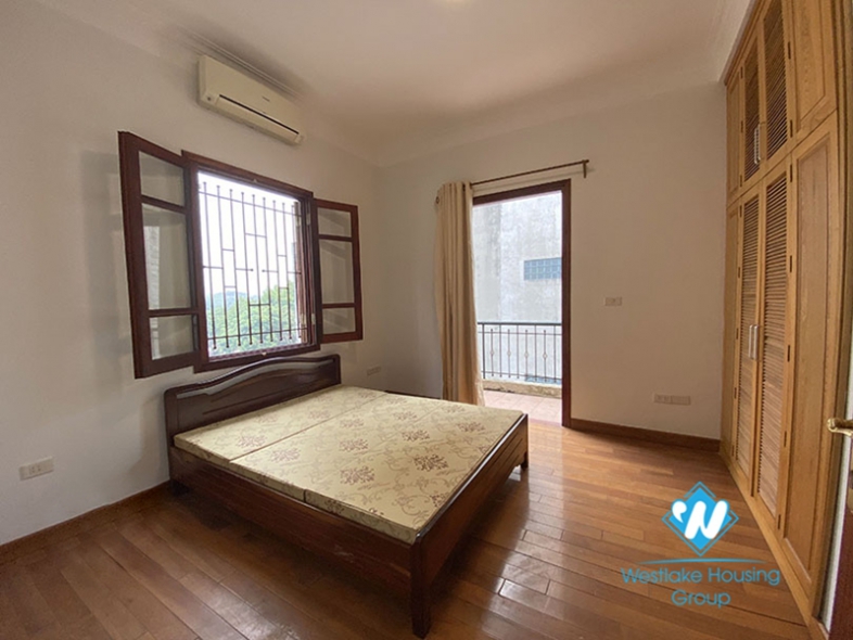 5 bedroom house for rent in Ngoc Thuy Long Bien
